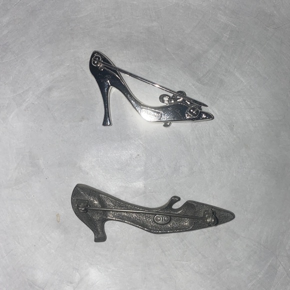 MONET & TC 2p Shoe Pin Red Teal Enamel Rhinestone Shoe Pin Brooch $50 - Picture 2 of 4